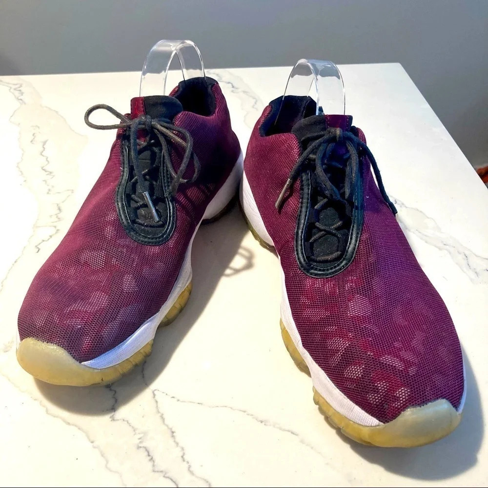 JORDAN Sz 9.5 Future Bordeaux Camo Colour Way Low Top Sneakers